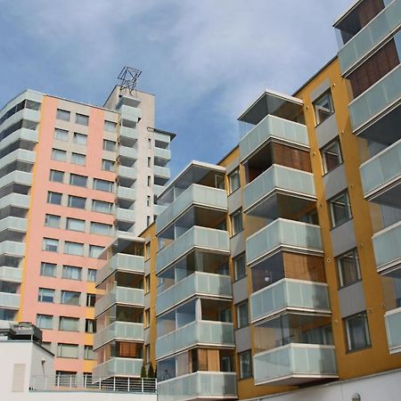 New Modern 4-Room Apartment With Big Balcony And Undeground Parking In Center Of Талин Екстериор снимка