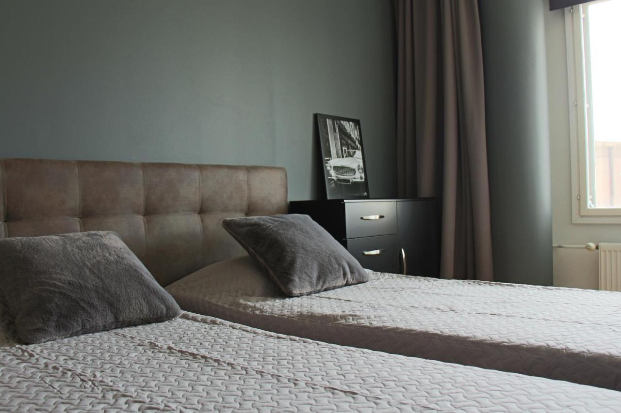 New Modern 4-Room Apartment With Big Balcony And Undeground Parking In Center Of Талин Екстериор снимка