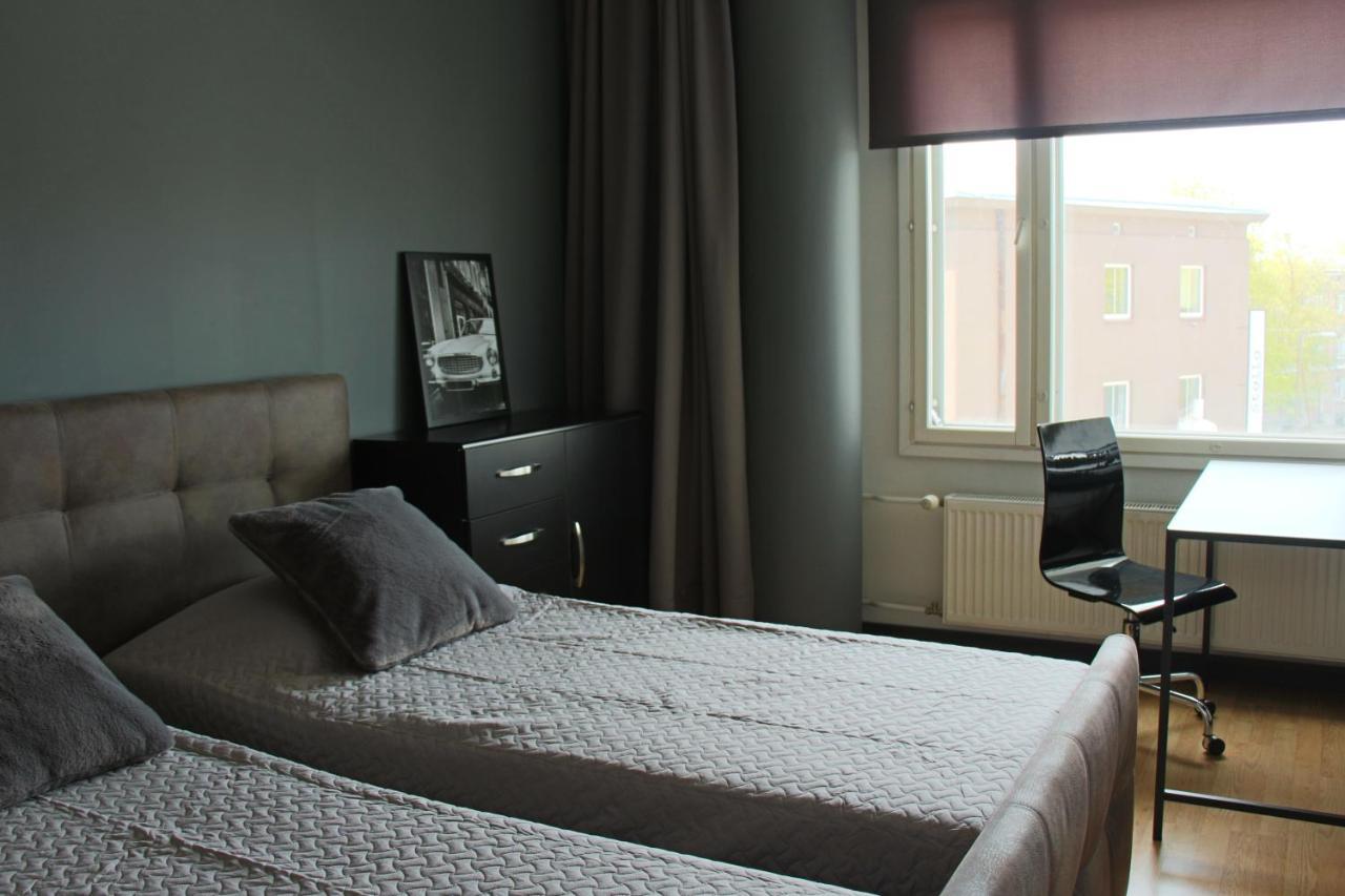 New Modern 4-Room Apartment With Big Balcony And Undeground Parking In Center Of Талин Екстериор снимка