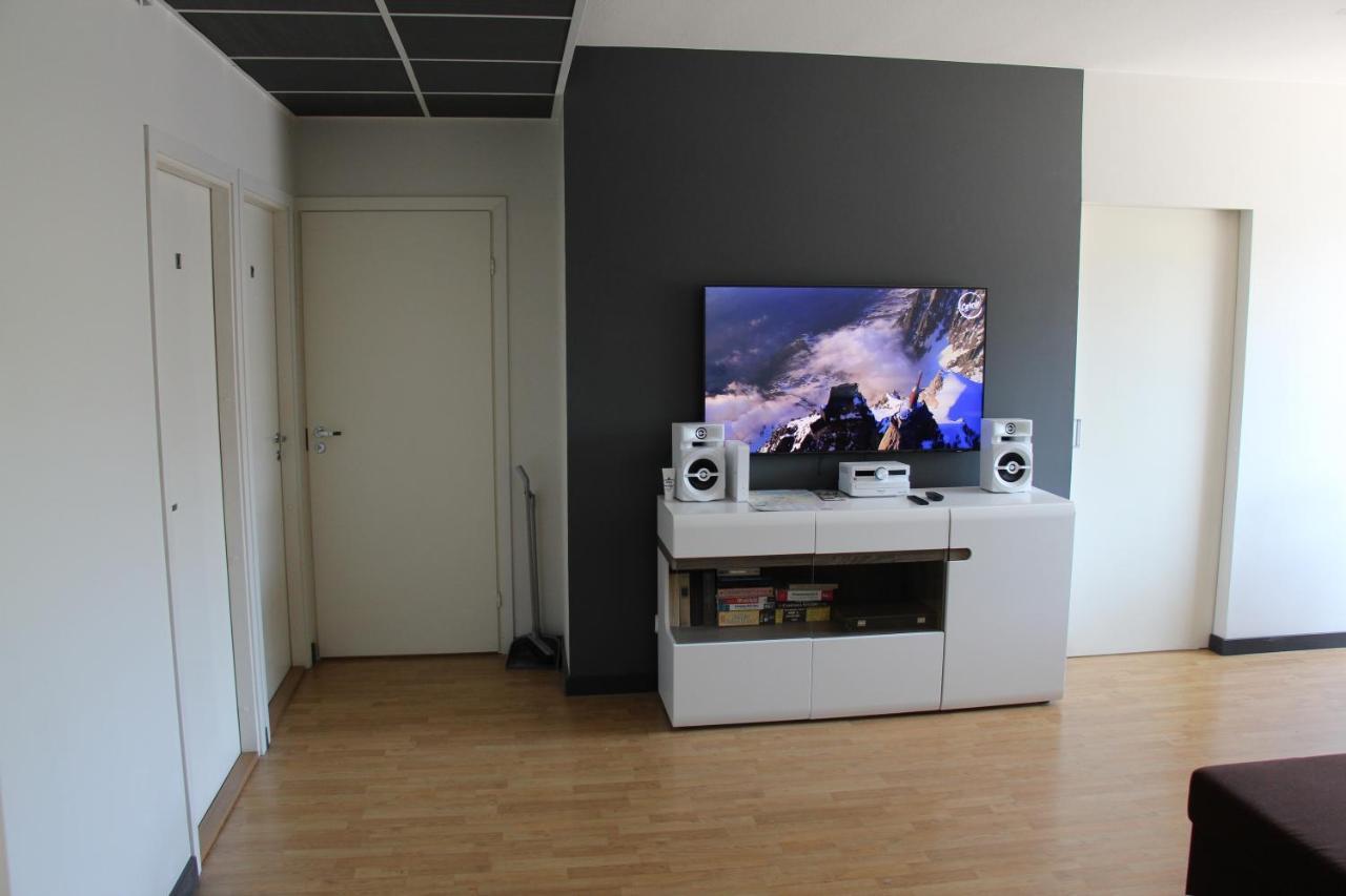 New Modern 4-Room Apartment With Big Balcony And Undeground Parking In Center Of Талин Екстериор снимка
